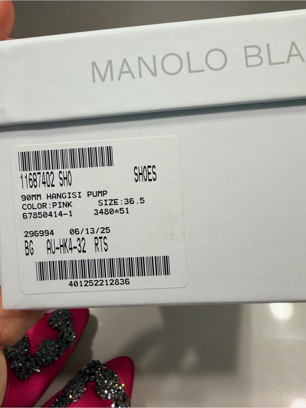 Manolo Blahnik Hangisi Satin Pump - Picture 5 of 5